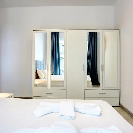 Hampton 2 By Alz * Năvodari