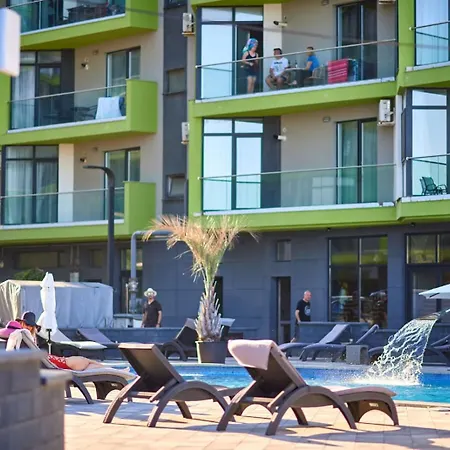 Hampton 2 By Alz 公寓