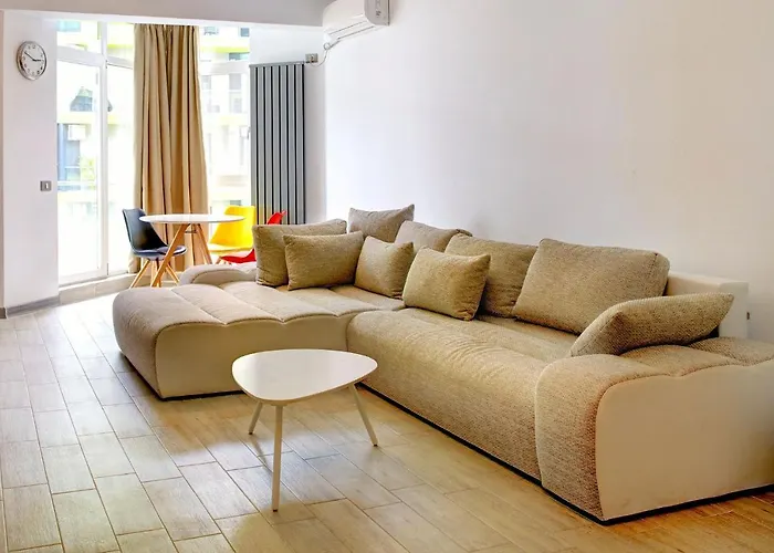 Апартаменты Hampton 2 By Alz