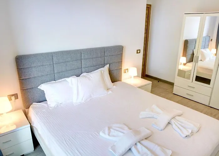 Hampton 2 By Alz Апартаменты Нэводари