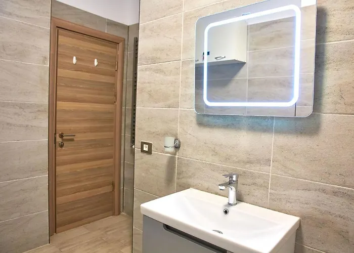 Апартаменты Hampton 2 By Alz