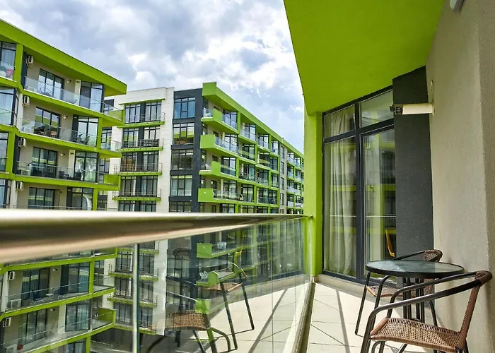 Апартаменты Hampton 2 By Alz