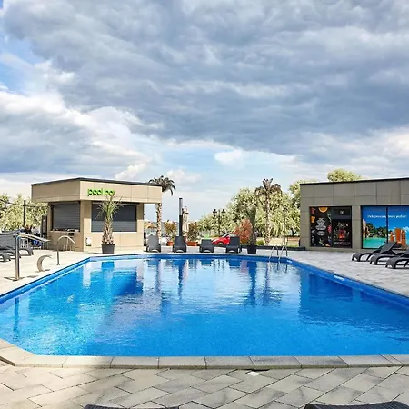 Hampton 2 By Alz Lägenhet Năvodari