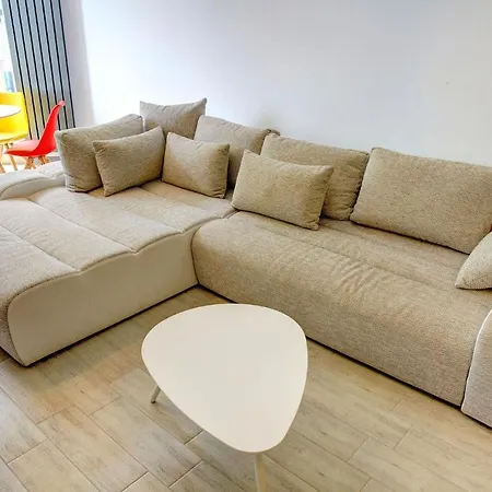 Lägenhet Hampton 2 By Alz Năvodari