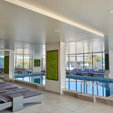 Hampton 2 By Alz * Navodari